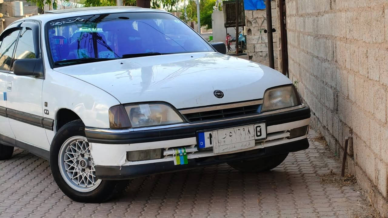 سلام عليكم
اوبل وميگا للبيع حجم 20
بدون ضرر بطاقه بانزين موجود 
مشروت وطني سنويه مامنتهي شرط تحويل 
كير عادي سقف سلايت سعر 49 بي مجال 
***********
