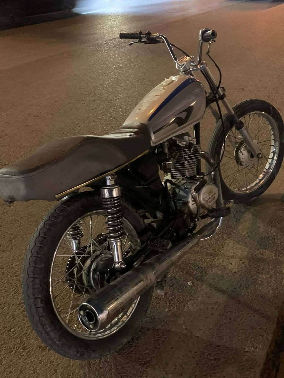 سلام عليكم/اخوان/ عندي بارت/5تسعات9/مكينة فول/ شلعه معدل /النضافه كدام العين/(السعر 300)اوبي مجال/ للطيبين /لل استفسار عل رقم/ (***********)او (قليل أتواجد عل ماسنجر )
