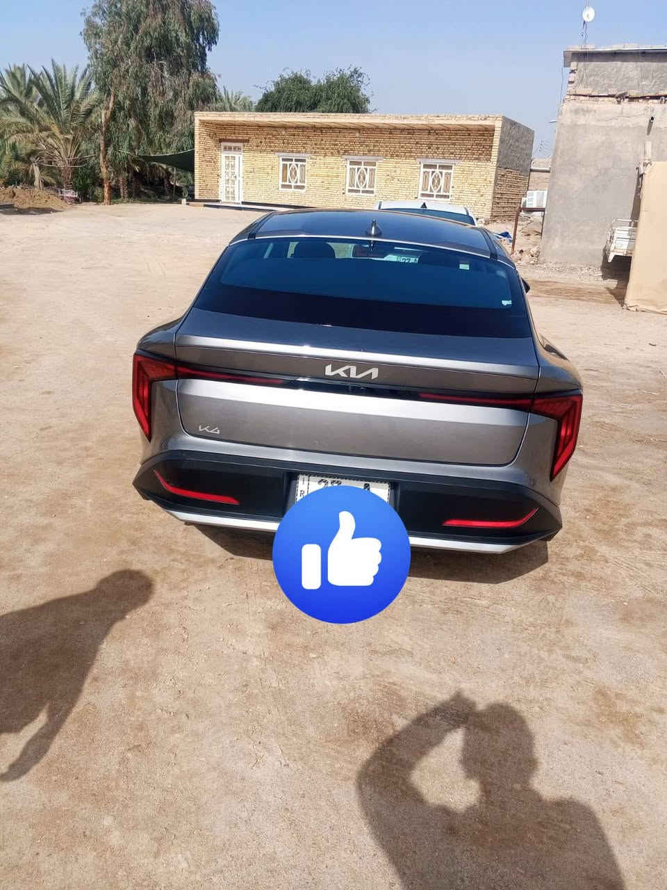 السلام عليكم
متاح كيا كي فور 2025
وارد امريكي
ماشية ٨٠٠٠ ميل
Kia k4
فول موصفات عدا فتحة واشاير بالمري 
.تشغيل عن بعد 
.اشارة ترحيب 
.فتح الصندوق عند الاقتراب 
.اوتو هولد
.سايد بريك كهربائي
.رادار جانبي وامامي 
.مازدات led لد ثلاث عدسات
.قيادة ذاتية 
.تحديد مسار
.شاشة متصلة 
.اضوية داخلية لمس
.تحكم كامل عن طريق الشاشة 
. دشبول بيانو 

الحادث موضح بالصور 
 .
.باب الخلفي بي بارد فقط  باقي كفاله 
السعر :$180 وبيه مجال قليل 

***********
موجود واتساب
