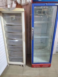 مجمده وعارضه للبيع شغالات نقصهن بس غاز الاتصال 07729659703