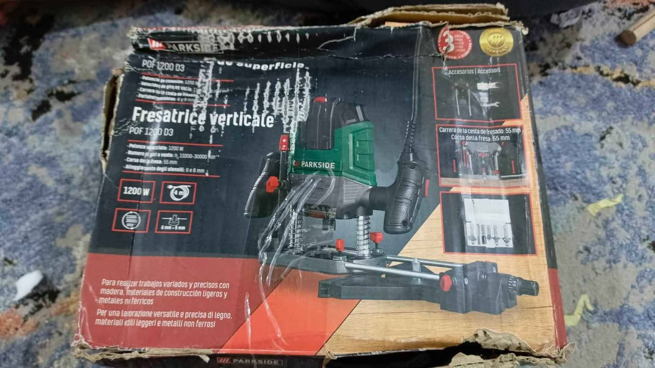 السلام عليكم عندي فريزة نجارية ماركة باركسايد جديدة قياس 8 ملم وبيها قاعدة تكدر تحركها وتتحكم بالزوايا مع ملحقات تجي وياها ووايرها طويل 
وتوصيل مجانا لكل محافظات العراق 
للتواصل واتسب 
***********
او على الخاص الماسنجر بغداد, العراق
