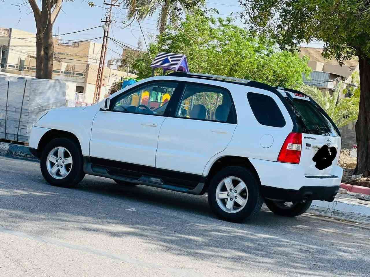للبيع او مراوس سبورتج موديل 2009فول مواصفات فتحه سقف شاشه ايباد كمره خلفيه رقم بغداد انكليزي حداديه تخم تاير تبريد تدفاه ((بيه جاملغ وبنيد والسعر ((105$وبيه مجالرقم ***********

