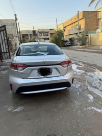 السلام  عليكم  كورلا le 2021 🔴مواصفات 🔴مستشعر وقوف 🔴مصابيح زينون الأما...