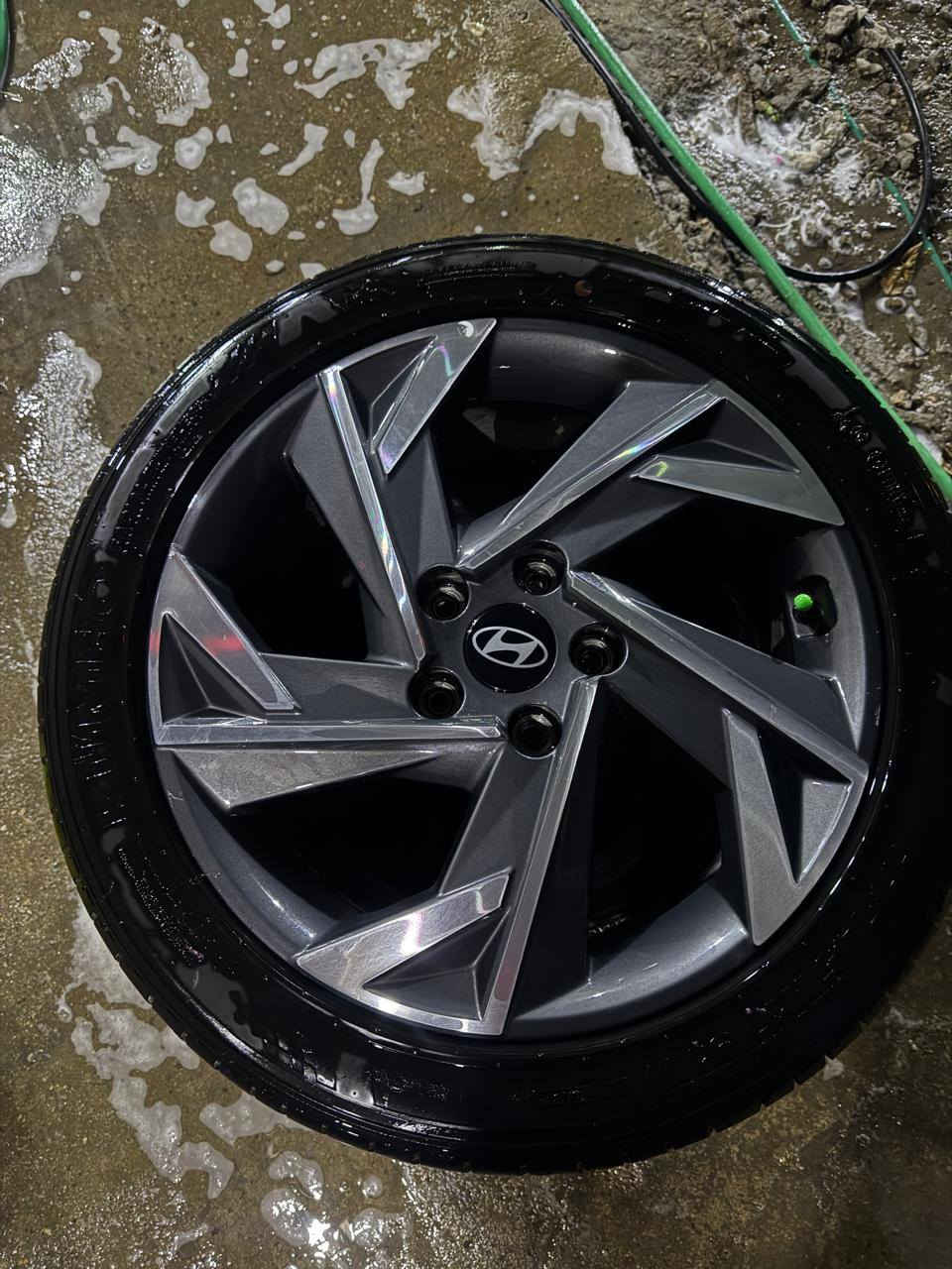 ويل كب 17
سلام عليكم للبيع تخم تاير ويل النترا للبيع نضيف مكاني بغداد ‍***********
