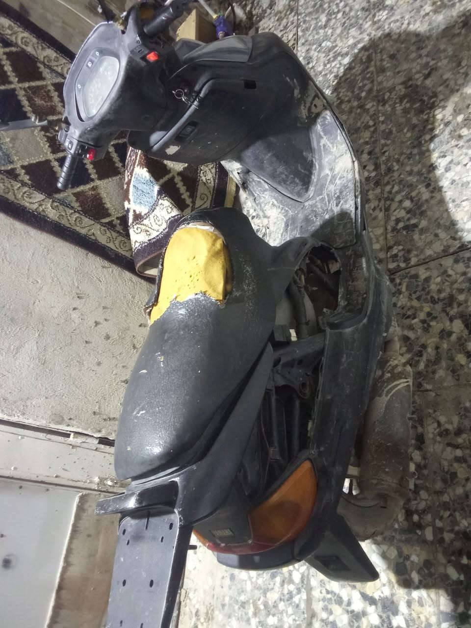 من رخصت ادمن الكروب
السَلٱمٌ عـَلـْيگمّ-ۈرحـْمّـٌة ٱللـّہ ﯙبُرگـّاتہ
دراجه فضائي سرعتها 100 كامله مكمله من كل النواحي بس نقصها كفر من صفحه البريك الامامي وقبق حاضنه بصفحه من جهت لباتري مااعرف شتسموها انتم
اما بالنسبه لكهربائيات شغاله كلها بس نقصها ربط شخاطه السلف بالباتري الدراجه هندر واحد اشتغل وخير من الله عارضها ب 250 للاستفسار واتس ع الرقم
***********
