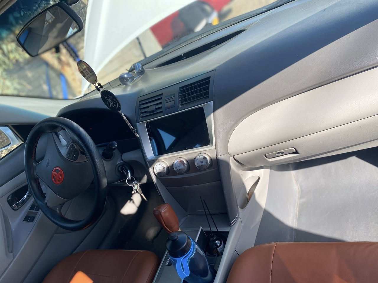 للبيع
كامري 2010 امريكي

لون ابيض

تايرات جدد

ويل كب

محرك ٢٥٠٠/٤

سنويه باسمي

سعر ١٢٥ وبي مجال لطيبين
كوبون بانزين تبادل

رقم دهوك دولي

***********
