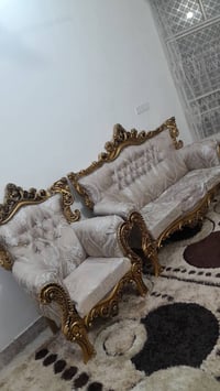 تركي ملكي • ١٠ مقاعد • نضيف