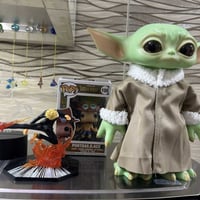 مجموعة فگرات و مجسمات للبيع عدا اليودا الاخضر محجوز كل القطع سعرها ٥ م...