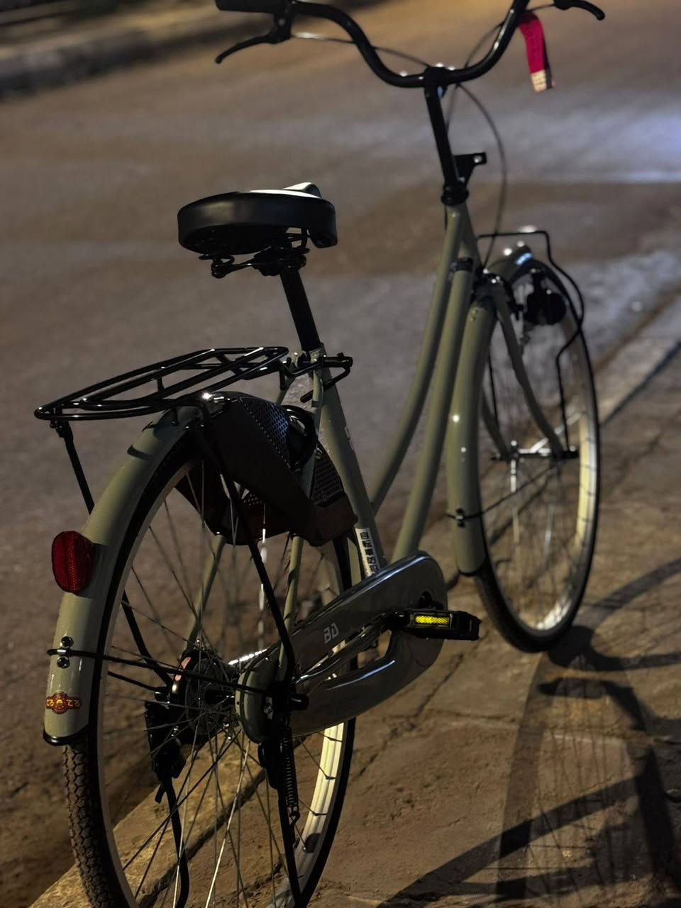 بايسكل للبيع مديل 2022 جديد نضافة 100/100... ماصالة اهواي من نزلتة من كرار ابو نقش
مكان النجف... ناحية الحيرة 

رقم.. *********** 

سعرر.....  خاص او رقم
