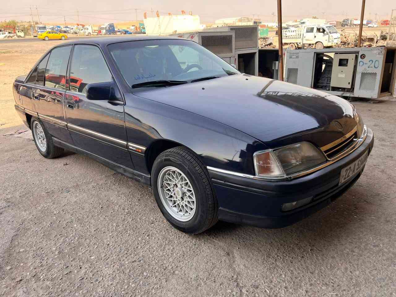 اوبل اوميكا مديل ٩٣ سياره حلوة ومرتبه صبغ بلادي سياره حلوة وكاعده محرك ٢٠ رقم سنويه بطاقه بانزين دواخل كلها نضيفه وسياره كاعده للبيع او مراوس *********** كركوك, العراق
