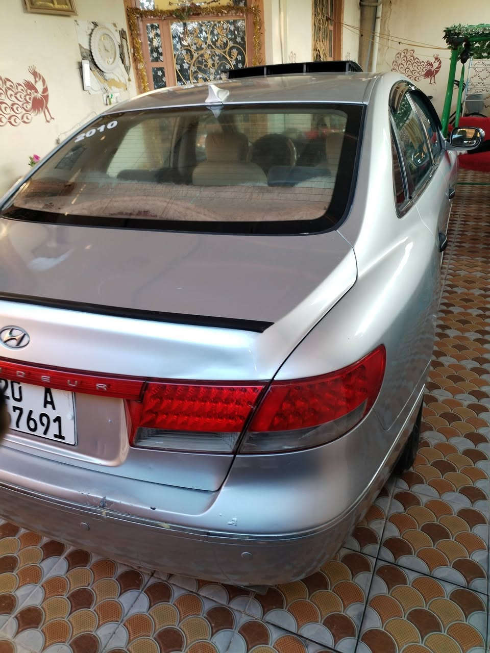 السلام عليكم ازيرة للبيع موديل 2010 وارد خليجي مصبوغة عام للجمالية مابيها اي ضربة مكينية 2700 كير مكينة كفالة صدر جديد تبريد تدفئة شغال سيارة حلوة
واذا مراوس بتكسي يرهم 
رقم سيارة : ديالى 
مكاني ديالى بعقوبة 
***********
