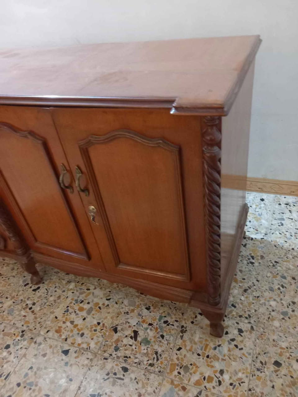 عرص البوفيه 174 سم عمق 60 سم  ارتفاع متر بغداد, العراق


**إذا كنت صاحب هذا الإعلان وتريد حذفه لأي سبب، رجاءا أرسل رسالة إلى الدعم الفني**