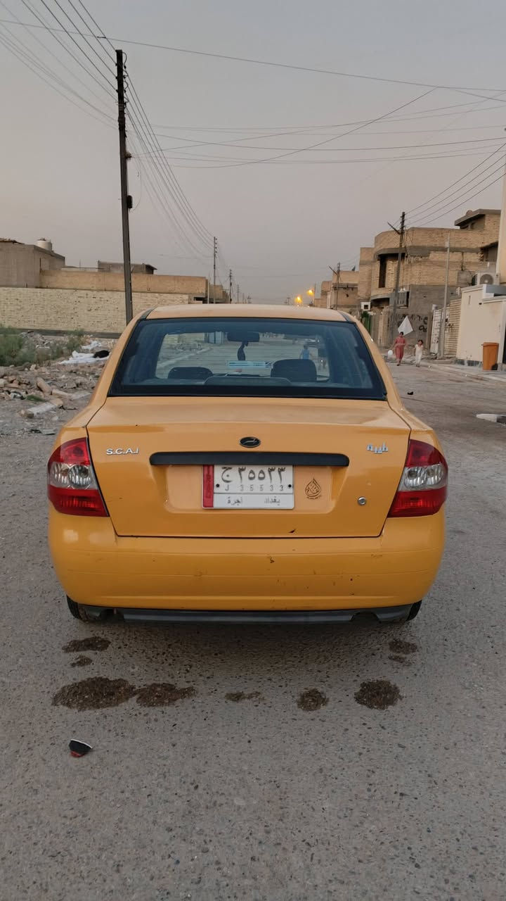 السلام عليكم بيع مستعجل
36 ورقه وبيها مجال بسيط 
***********
مكاني بغداد حي النصر
هيئه غرامات مصفره
طيبه 2015 بيها صبغ جاملغ عكس السايق مكينه وكير كفاله  تبريد ثلج حداديه ستوني شاده تخم تاير جديد ستوني شاده

