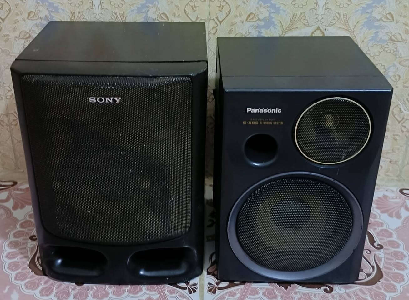 السلام عليكم
زوج سماعات وحدة سوني وحدة باناسونك
صنع في اليابان السعر 20 الف مع التوصيل


**إذا كنت صاحب هذا الإعلان وتريد حذفه لأي سبب، رجاءا أرسل رسالة إلى الدعم الفني**