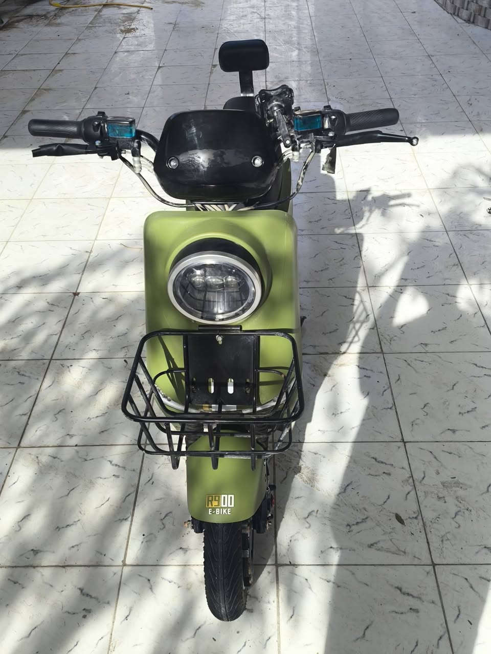 السلام عليكم
دراجه شحن للبيع r900
شركة الريان 
السعر 550 
العنوان ناصرية مركز


**إذا كنت صاحب هذا الإعلان وتريد حذفه لأي سبب، رجاءا أرسل رسالة إلى الدعم الفني**