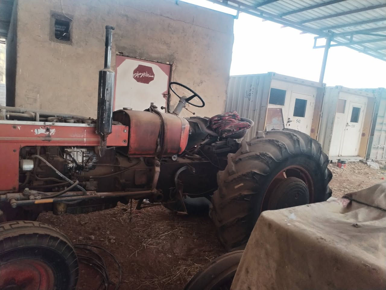 سلام عليكم مكينه عنتر للبيع بدون نضيفه مكان نجف الرقم ***********
