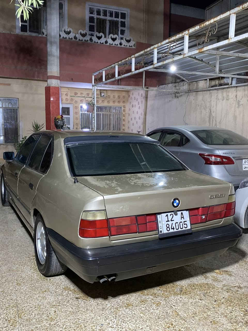 السلام عليكم
للبيع بي إم موديل 91 اصل 535 مبدل سستم كامل 525 مكينه وكير واكسل وضفيره سياره خير من اللّه اساسها لوك فقط عوزها صبغ أربع جامات كهرب سلايت كشنات جلد نظافه 100% سياره عليها تايرات ووياله صقر جدد تبريد شغال رقم جديد كابون بانزين بيها السعر 55 وبيها مجال رقم *********** اسيا/
*********** كورك
