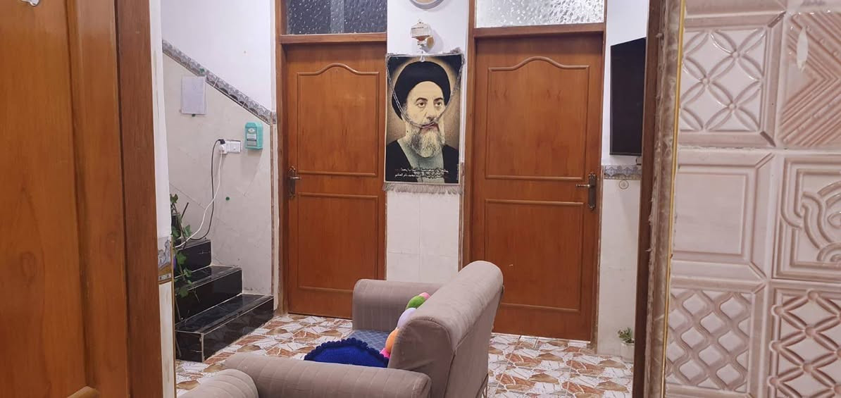 دار للبيع  150 م طابو صرف 
موقع الوحدة سيد عزال 
التفاصيل بناء طابوق يحتوي على استقبال غرفتين نوم صاله مطبخ وواضح أمامكم بالتصوير 
للاستفسار اتصل ***********
