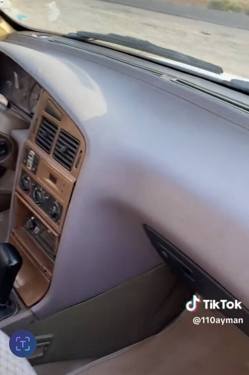 السلام عليكم
سياره بيجو 2009 كلين مابيها ضرر
رقم نكليزي جديد 
سياره ما مطلوبه ابيعك صفر
محرك بشرط
كير اوتماتيك شرط
صدر جديد 
كهربائيات كلها شغاله
تواير طخم جديد
السياره حلوه وكاعده ماناقصها شي
السعر 35 وبي مجال قليل 
الاتصال ***********
