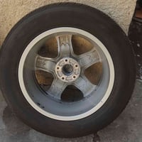 متوفر  تايرات ويل جيب كومباس  مال فول  حجم 17//// 60/225 تايرات جديده ...