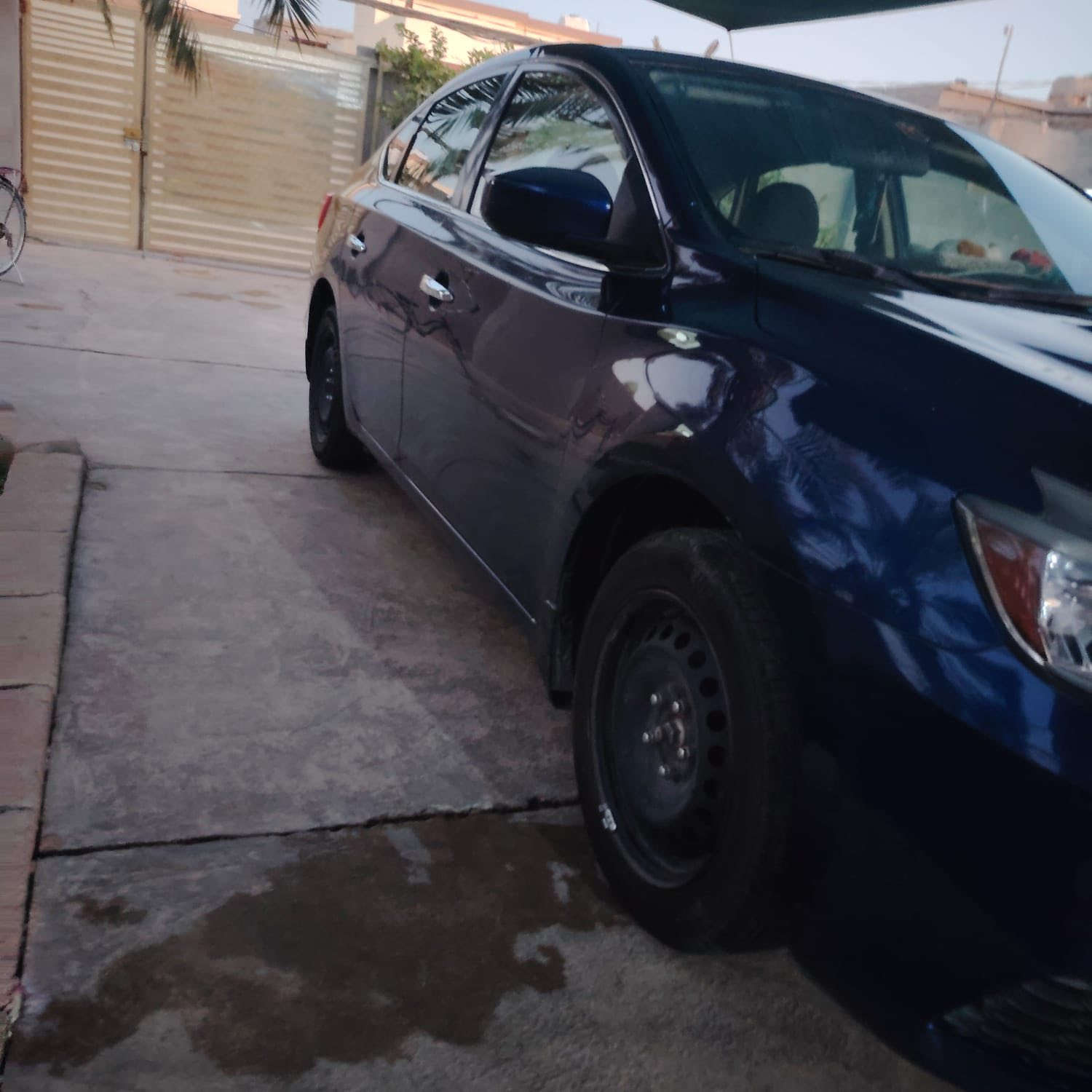 سلام عليكم
نيسان سنترا 2017 ماشيه 119 ميل محرك جديد مكفول كيرها كايم وينزل من سعرها 

ضررها بامريكا فقط خشم بنيد ومصبوغ البنيد وهنا بابين جهه سايق صبغ اثر شخوط بدون حادث بدون ضرر بدون اي شي
سياره نضيفه ونصبه حلوه بسمي تحويل ثاني يوم رقمها ديالى 

عنوان السياره ديالى
سعر 98
***********
