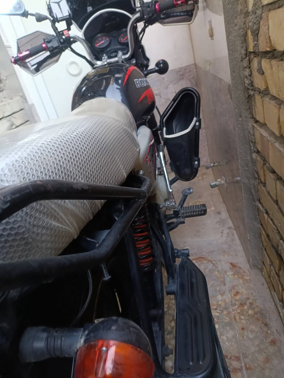 للبيع بوكسر جبلي موديل 21 كاملة مكملة شغل واطلع لشغل كلشي بيها شغال اوراق كاملة مكاني بغداد الدورة سعرها مليون ومية وبيها مجال بسيط


**إذا كنت صاحب هذا الإعلان وتريد حذفه لأي سبب، رجاءا أرسل رسالة إلى الدعم الفني**