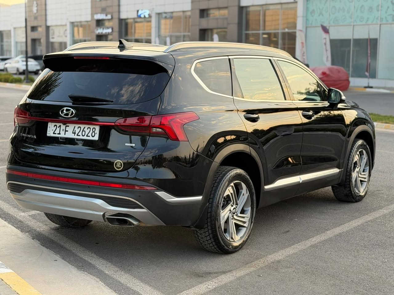 هيونداي سنتافي وارد أمريكي ٢٠٢٢
ضرر بس بونيد بدون دواخل بدون ايرباك 
محرك ٢.٥ ج دي اي ماشية ٩٥الف ميل 
گيرمحرك ممفتوح ب شرط فحص صور سونار مرفقة ب المنشور
 العنوان السليمانية معرض باران 
سعر١٨٨بي مجال
***********
*********** السليمانية, العراق
