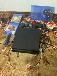 بلي فور سلم • 500جيجا • 2يد واحده اصلية