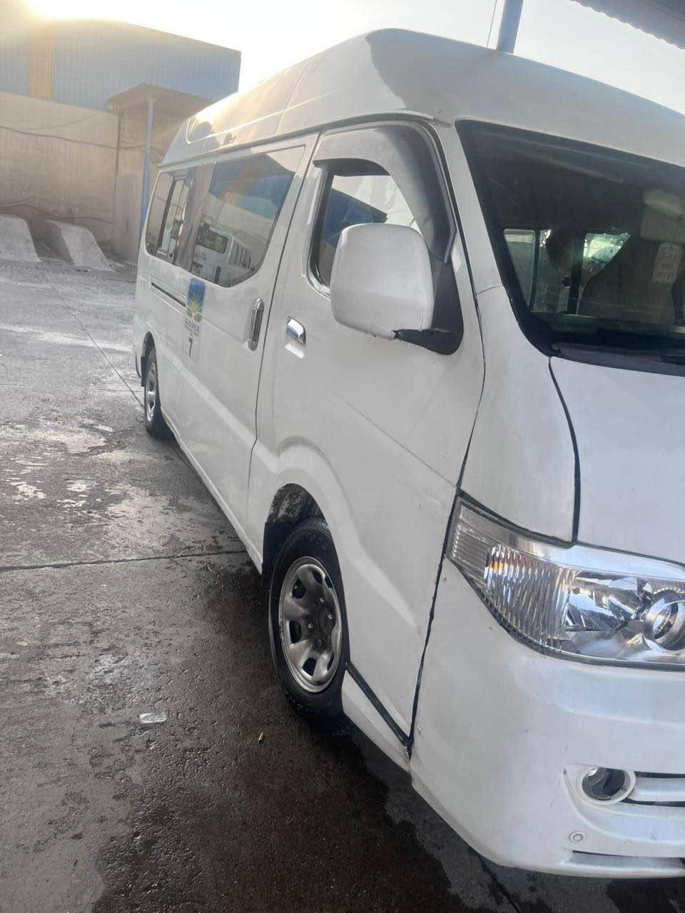 شیری مینی پاس
مەکینە ارنەب ٤ پستن
مۆدیل ٢٠١٣ گیر حادی
وەرگەران و برانەوە بە شەرت
تەبریت سارد و گەرم 
جام کارەبایی
دەرکە کارەبایی
Abs
سەیارەکی نەرم و بی تەقە و رەقەیە
سەنەوی ئەوەلیاتی بە شەرت 
سەیارەکە خاوینە 
٣ یان ٤ پارچە سبوغە 
سەیارەکە مالی کاسبیە 
سەعری ٥٢ وەرەقە
رەقەم تەلەفۆن ***********
ڤایبەر و واتس ئاپی لەسەرە. أربيل, العراق
