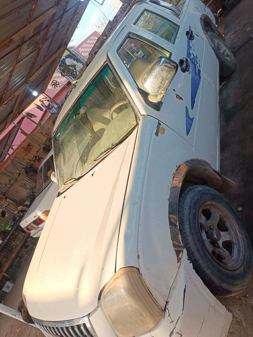 السلام عليكم

للبيع  بيكم موديل 2006 منفيس محرك وگير وشاصي شرط السياره جاهزه من كلشي والگشر والغرفه شوف العين السعر 20 ورقه بيها مجال المكان صلاح الدين بيجي الحجاج لإستفسار اتصل 
***********
