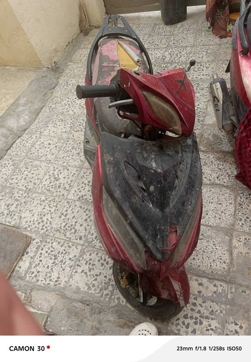 سلام عليكم دراجه للبيع شكد تطني بيه وخذه تشتغل مال  واحد يروح بيه الشغل ويرجع هلو الدراجه وسلف وهندر كله شغله ***********
