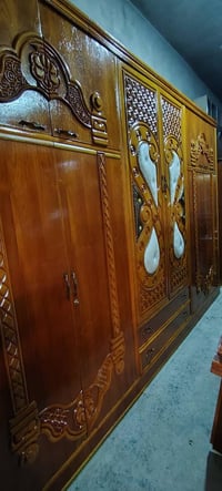 غرفة • ٦باب • مستعمل نظيف