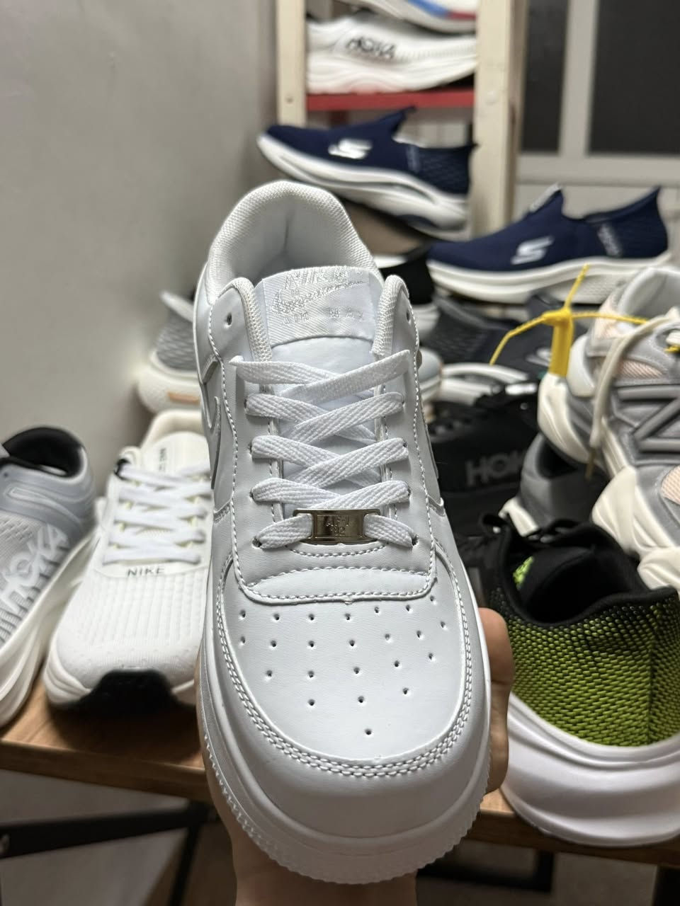 نایک ئایەر فۆرس ماستەر کوالێتی
قیاس ٤٢ 
یەک دانە بەردەستە پەلە بکەن 
تەنیا و تەنیا ٢٥ هەزار گەیاندن فری


**إذا كنت صاحب هذا الإعلان وتريد حذفه لأي سبب، رجاءا أرسل رسالة إلى الدعم الفني**