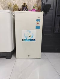 ثلاجه • للبيع