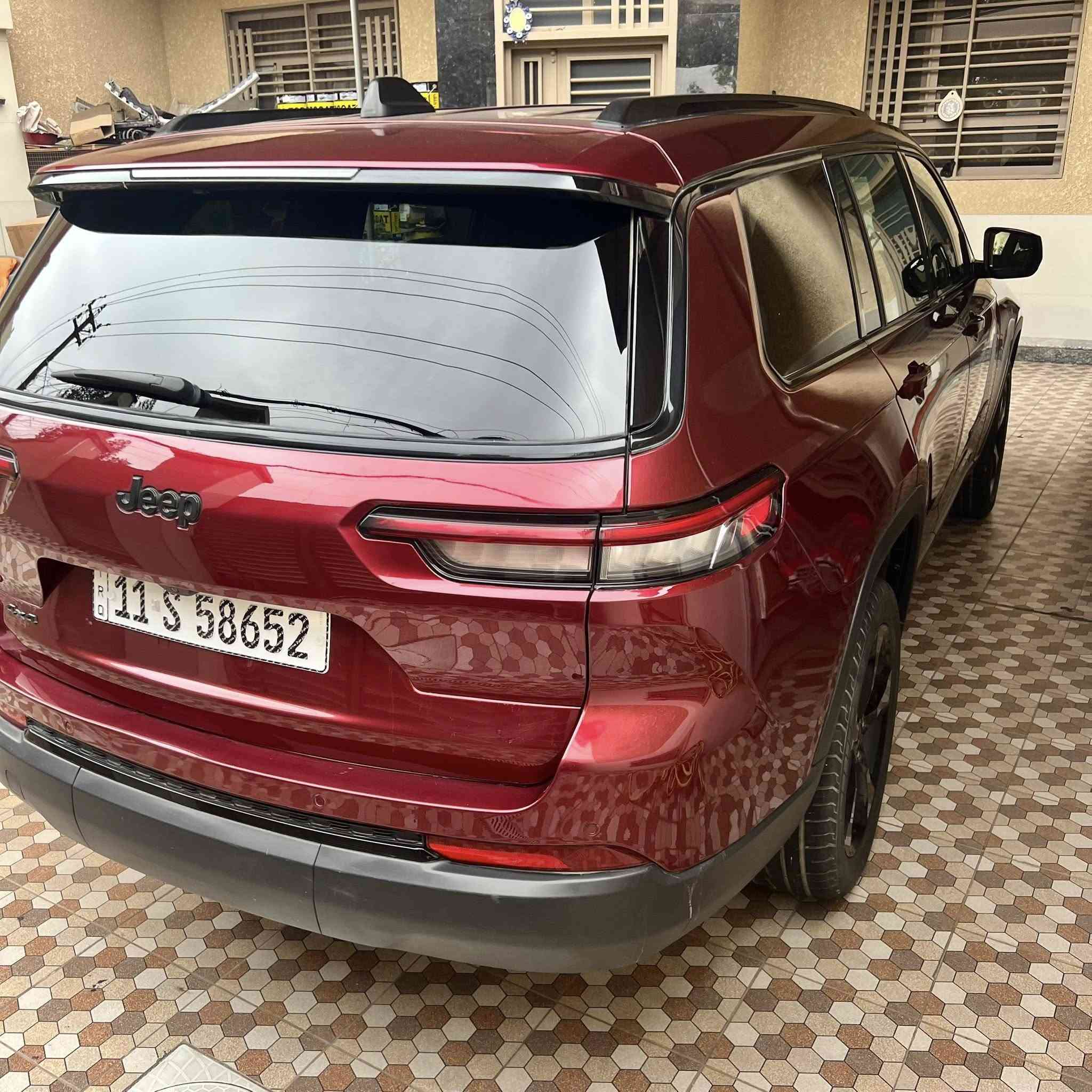 جيب كراند شيروكي بلاك لارج L7 سبعه راكب رقم بغداد بسمي السعر 295

 VIP كشنات منفصل موديل 23 

سياره وارد امريكي حادث كلش بسيط طخة جالمغ الخلفي لا لغد ولا شاصي ولا براكيت 

سياره كلشي بيها على شركة حيل نظيفة صارشهر من رقمتها مواصفات نص فول للاستفسار على رقم ***********
