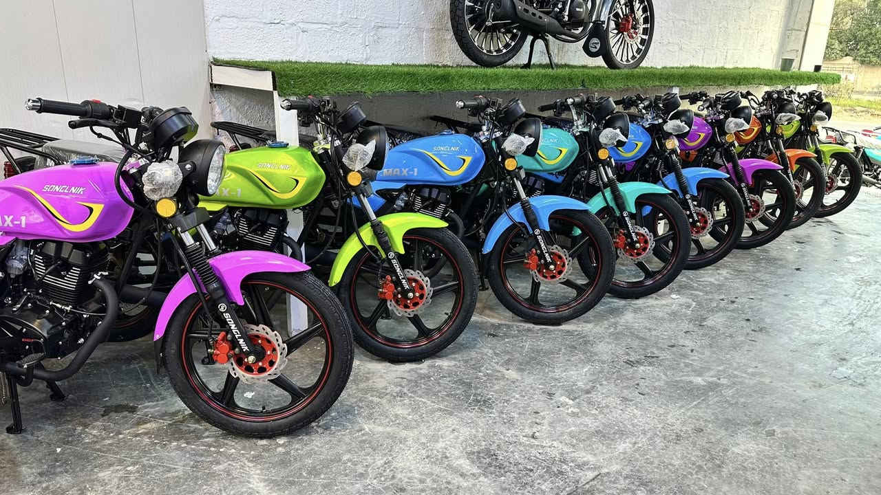 البيع بالنقد والتقسيط 
العنوان بغداد البنوك مقابل نادي النفط 
يوجد توصيل داخل بغداد وجميع المحافظات 
***********
