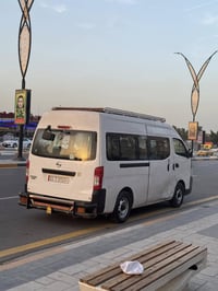 نيسان يورفان موديل2015 سياره خير من الله كير مكينه اكسل مكفول بيها ضرب...