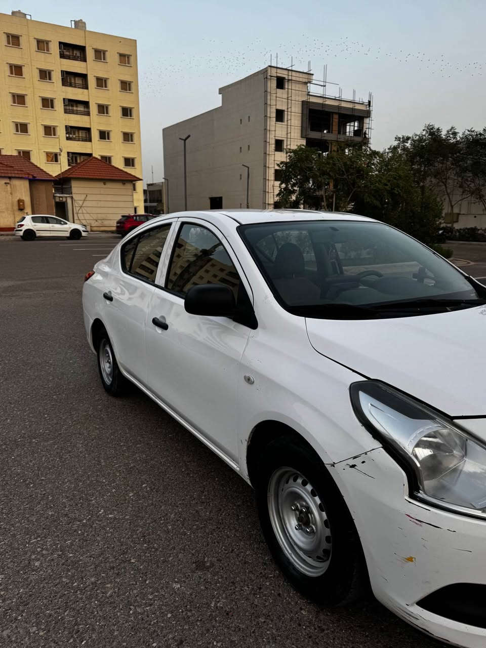 السيارة محرك نضيف منضومه احتراق جديده
كير نضيف ماشيه138
شغل واطلع رقم اربيل ب اسمي 
تحويل مباشر
حداديه جديدة 
شاشه كامرة خلفيه
موقع بغداد
السعر105 وبيها مجال
*********** بغداد, العراق
