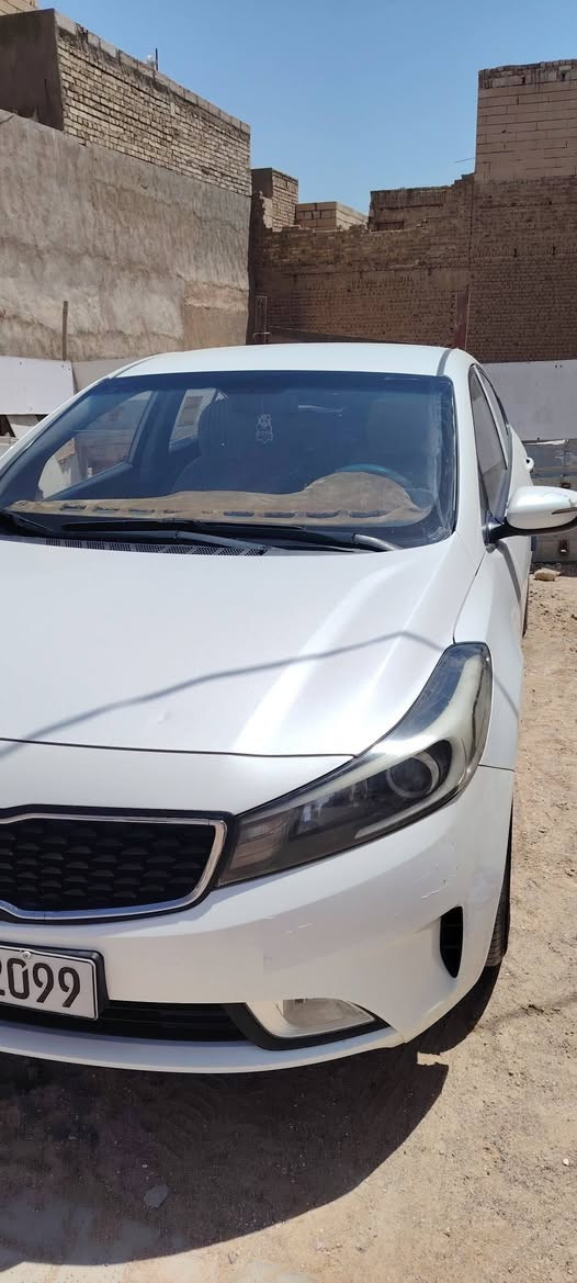 سيراتو ١٧ خليجي اربيل دولي
مكان نجف ***********
ربع جاملغ الإمامي بدون فتح وكرت بالباب بسيط
١٢٢ وبيها مجال
شاشه كامرا دوارة تحكم ستيرن إشارة بالمري وضعيات قيادة ويل كب بلادي
