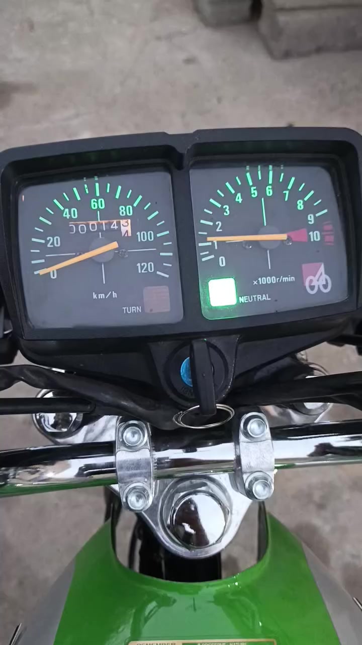 سلام عليكم دراجه اربعه كير نامه متياز موديل 2024 الدراجه جاهزه على آخر حبايه كهربائيات كله شغاله  أوراق اسكنر وكيله أبو سكينه تايرات جدد اليوم شادهن مكينته كفاله ابدل بيه فقط ولفات وشغل دراجه اوله سعر ٥٠٠ وبيه مجال بسيط مكاني اطوريج *********** وبي واتساب هم وتحياتي لجميع
