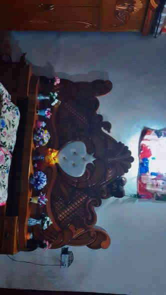 غرفه نوم للبيع جديده خمس قطع
السعر 750 وبيه مجال ***********
