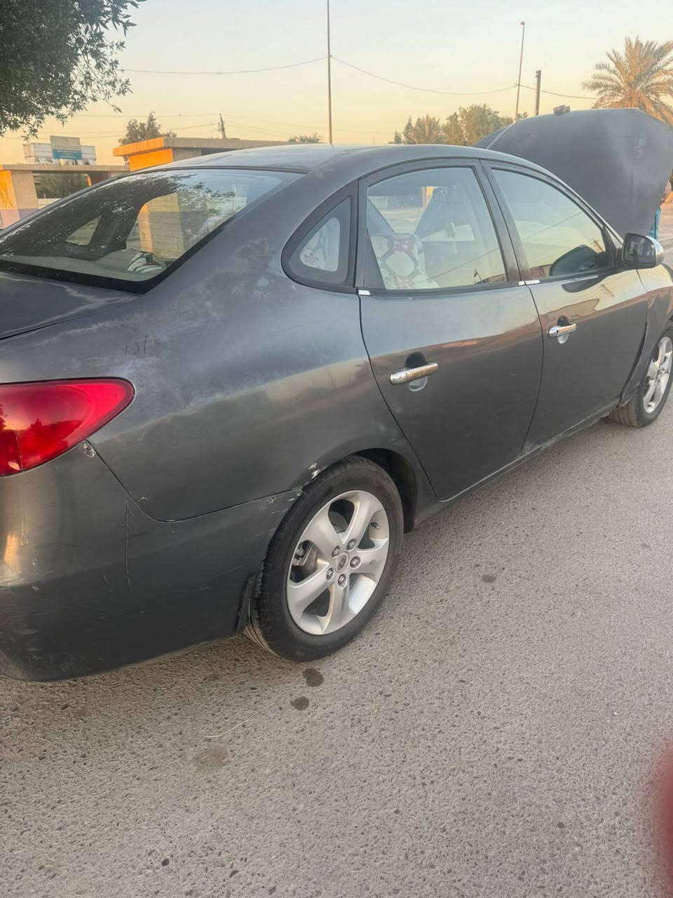 سلام عليكم للبيع النترا موديل 9خليجي السياره بدون حادث بيهه طخطخات بصيطه ويرادلهه  ترتيب وبيها جراد حجم المكينه 1600دكشن عالي بيها تبخير رقم انبار دولي بسمي السياره مكان السياره بغداد الكفاح للاستفسار على هذا الرقم***********
السعر 75وبيها مجال
