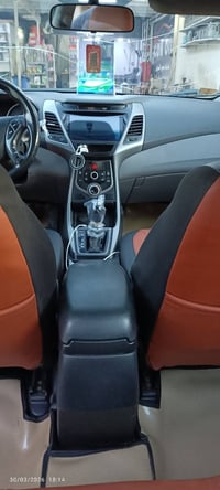 النترا موديل 2015 تكسي حادث باب خلفي  ايرباكات سليمه  محرك 1800 موصفات...