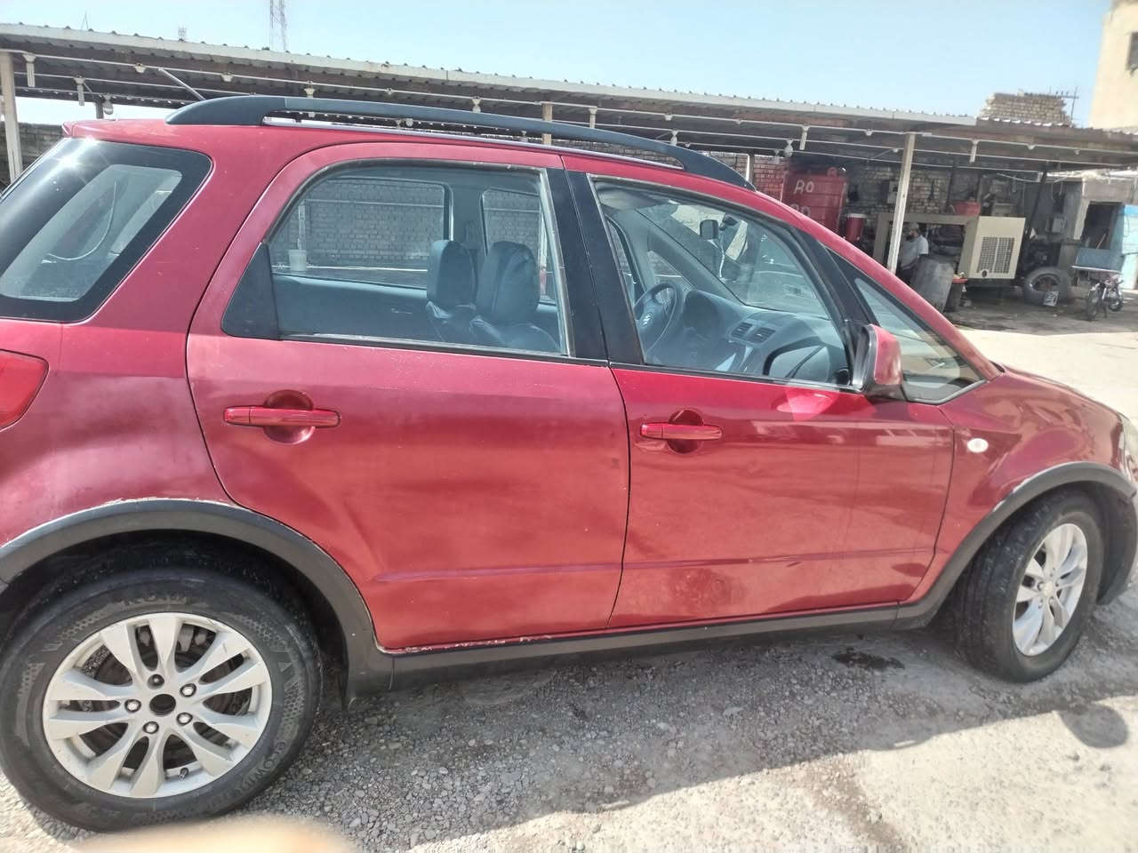 السلام عليكم سازوكي sx4موديل ١٤ السياره بيهه جراد بالبنيد والصندوق المكينه تص عمر تبريد تدفئه سنويه ٢٩ السياره باسمي موجوده في محافظة ميسان السعر ٤٧ ورقه وبيهه مجال للشراي وللتواصل ***********
