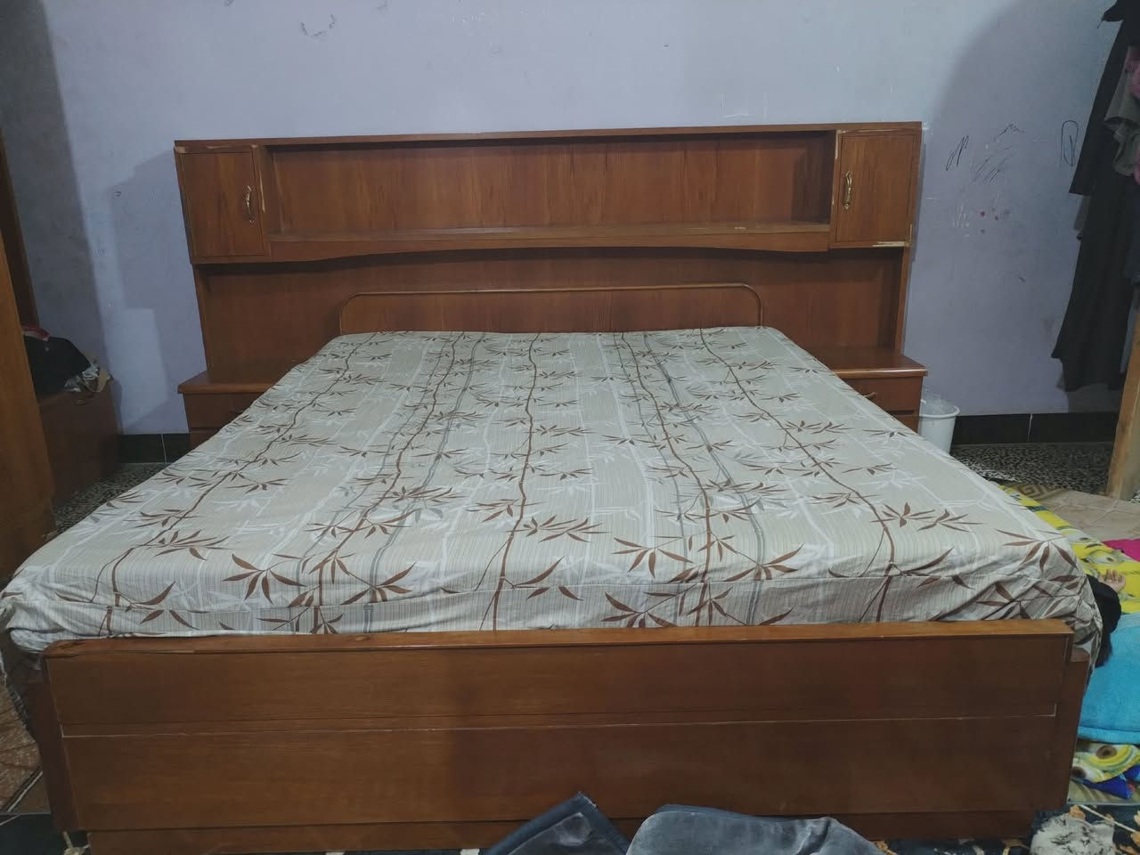السلام عليكم غرفة نوم صاج 6قطع السعر ب300


**إذا كنت صاحب هذا الإعلان وتريد حذفه لأي سبب، رجاءا أرسل رسالة إلى الدعم الفني**