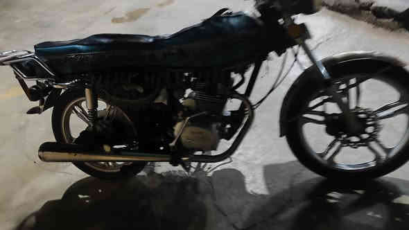 اسلام عليكم دراجه سيفان مديل 2021 البيع السعر 400 وبيهه مجلا.  رقم ***********
