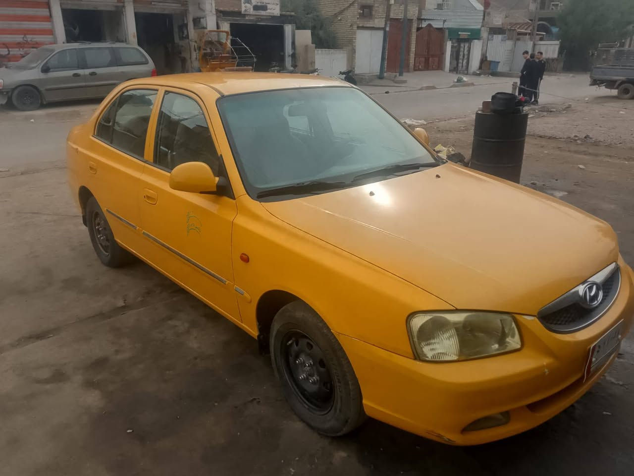 فيرنه 2014 سياره ممشتغله تكسي بس مهموله من دوام للبيت محرك وكير نضيف
مكاني بغداد الامين ثانيه ***********
