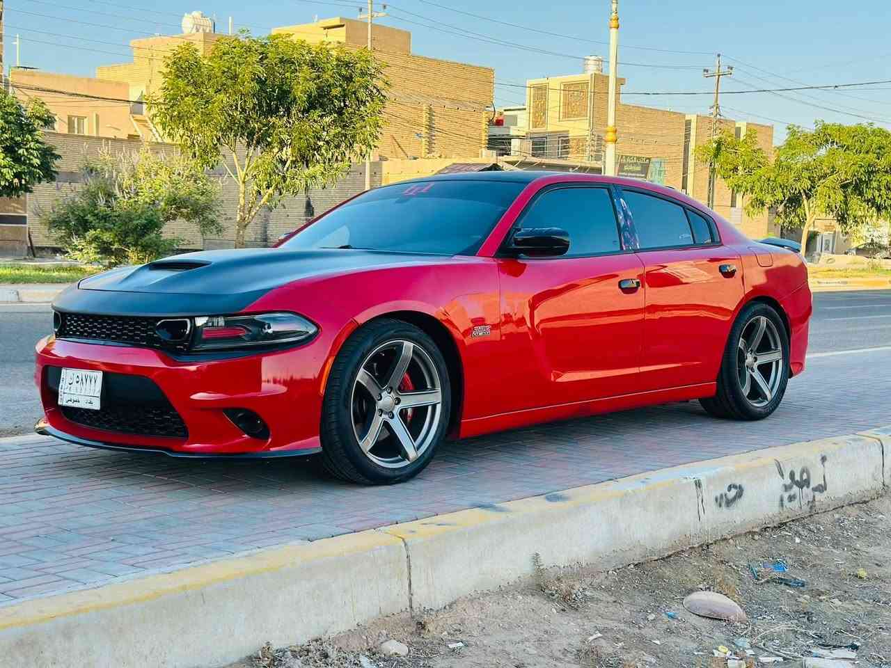 جارجر موديل 2018 ارتي بيه جاملغ صبغ فقط ولباقي مكفول السعر176وبيه مجال حق الجيه بيع فققط بدون مراوس
للاستفسار ***********السياره جديده وجاهزه من كلشي من مكينه 5700 وكير وحداديه وتخم تاير جديد  مواصفات شاشه كامره حساس كشنات حضن كهرباء شفتات عليه كماليه وترتيب هواي سياره بلاد ماشيه 80 سياره جاهزه وما بيه نقص شرط مكان السياره كربلاء
