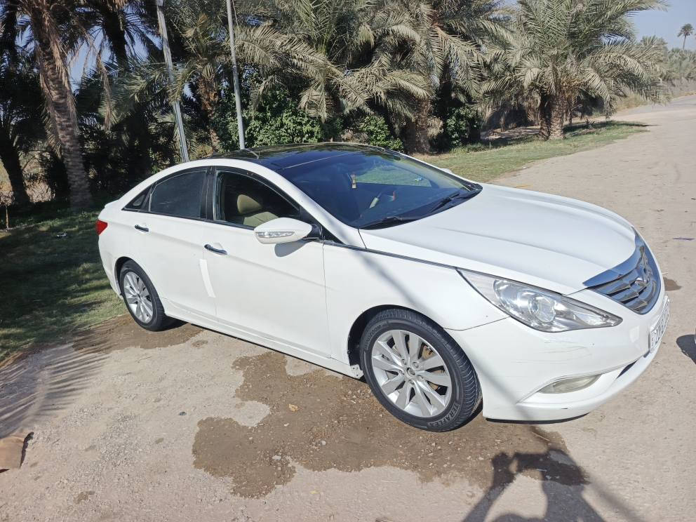 سلام عليكم سوناتا للبيع مديل ٢٠١١
فول مواصفات بصمه فتحه تبريد قطعتين
مكينه ٢٤٠٠ لاتبخير لاتنقيص
بيه بنيد مبدل وباردة
سعر ١٢٠ وبيه مجال
***********
