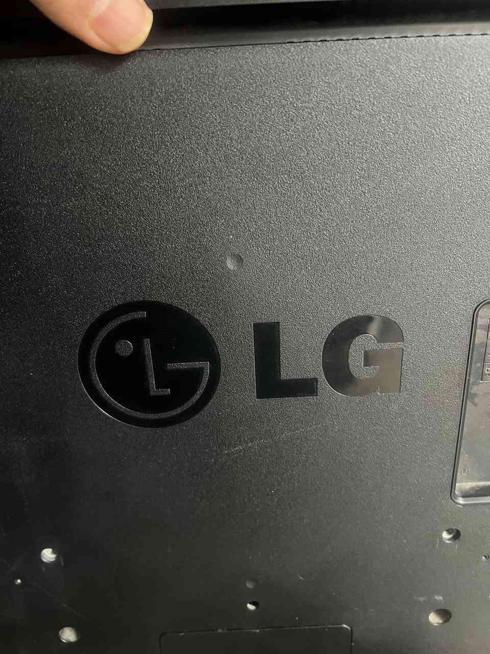 شاشه LG اول باب صنع كوري نظافته 100/90. بدون كونترول سعر80 حجم 32


**إذا كنت صاحب هذا الإعلان وتريد حذفه لأي سبب، رجاءا أرسل رسالة إلى الدعم الفني**